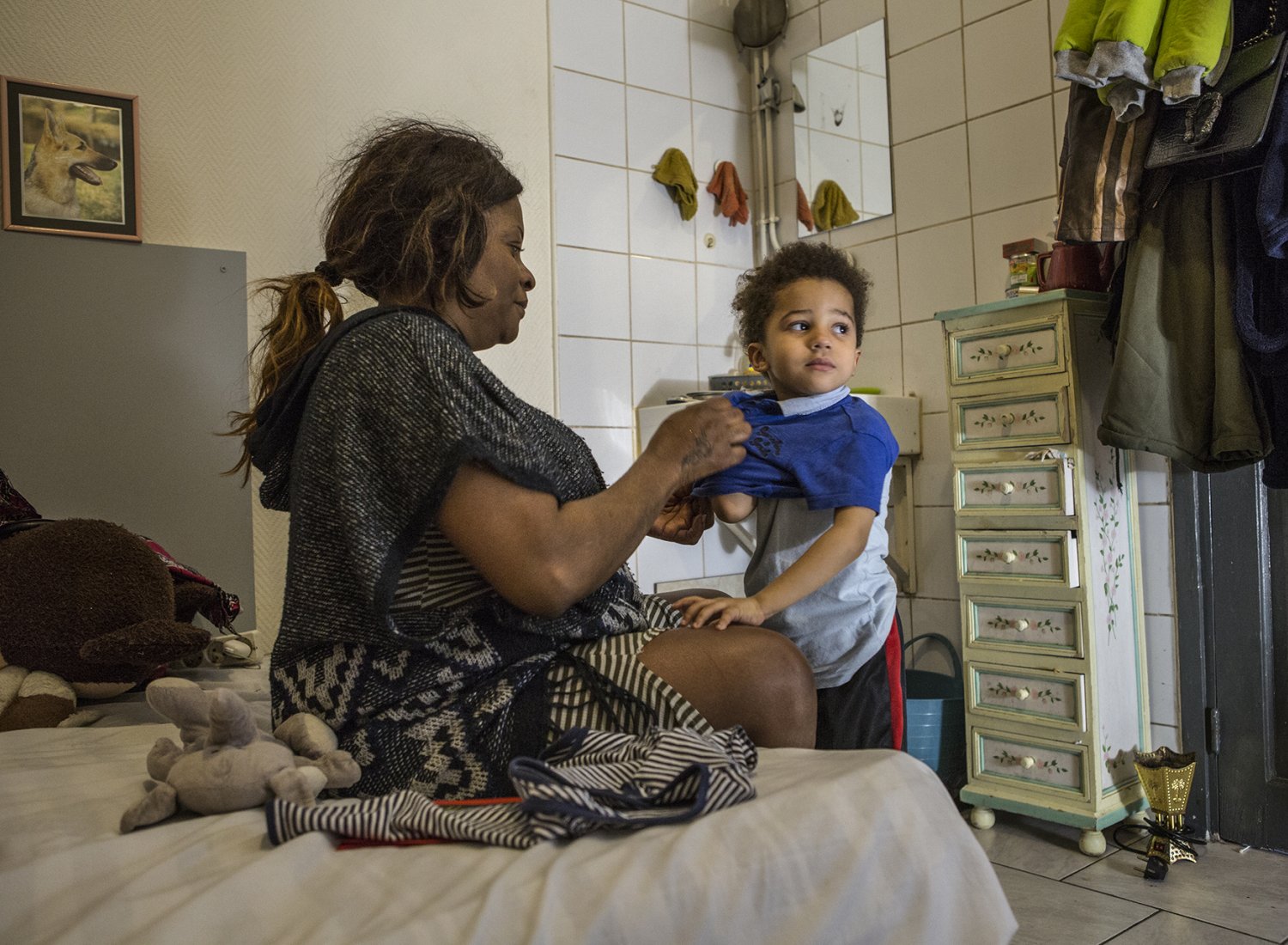 Le Secours Catholique a publié son rapport statistique annuel sur l’état de la pauvreté en France. Des chiffres qui illustrent la dégradation du revenus des ménages et les choix impossibles auxquels ils sont confrontés quotidiennement. 